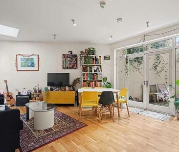 Mount Pleasant Crescent, London, N4 - Photo 1