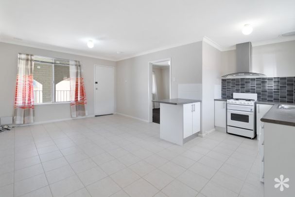 4/8 Rutland Avenue - Photo 1