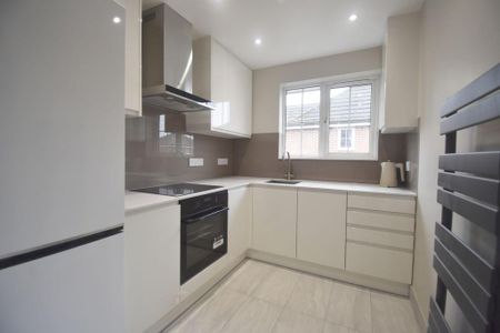 2 bedroom apartment to rent - Photo 3