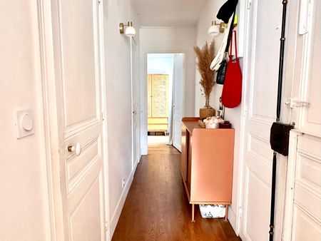 Appartement T2 Paris 18 à louer - Photo 3