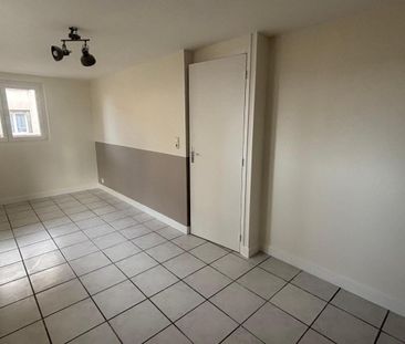 Location Maison 4 pièces 93m² LEMPDES 63370 - Photo 3