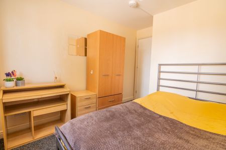 11 The Leyes - Photo 5