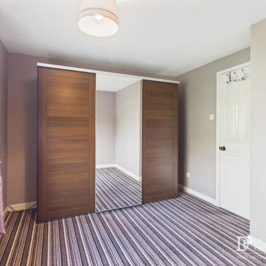 2 Bedroom Terraced House - Photo 1