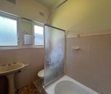 Just Listed - Cosy home, Handy location - Photo 6