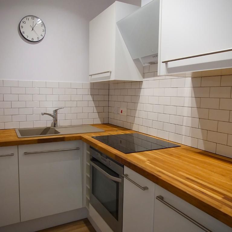 1 Bedroom Flat To Rent - Photo 1