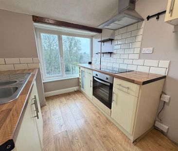 2 bedroom apartment to rent - Photo 3