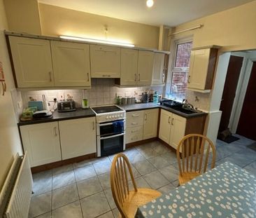 56 Donnybrook Street, Belfast BT9 7DD - Photo 2