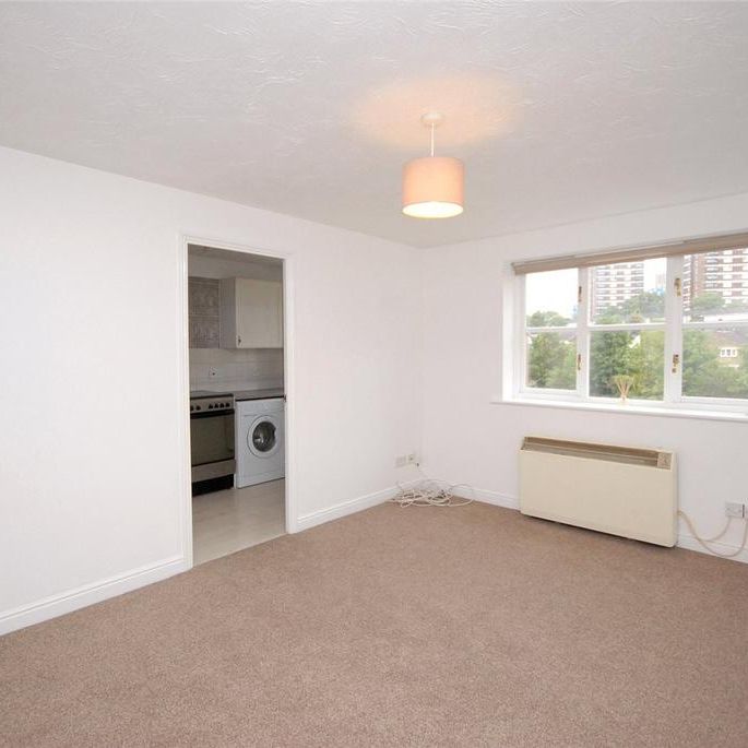 1 bedroom apartment to rent - Photo 1