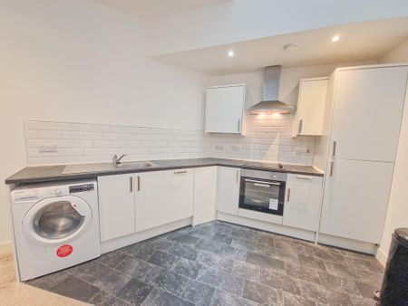 1 bedroom flat to rent - Photo 4