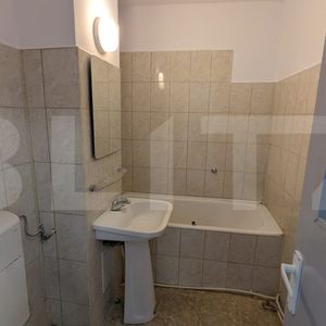 Apartament de inchiriat, 50 mp, zona Cetate - Fotografie 2