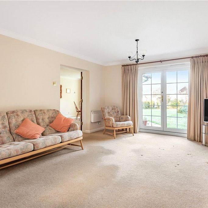 Abercorn Way, Woking, Surrey, GU21 3NT - Photo 1