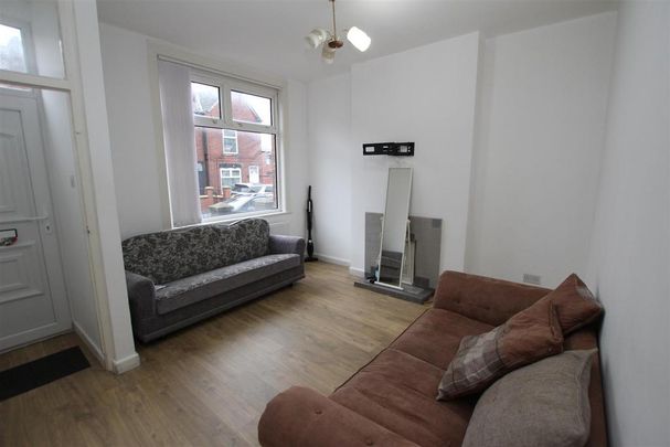 2 bedroom terraced house to rent - Photo 1