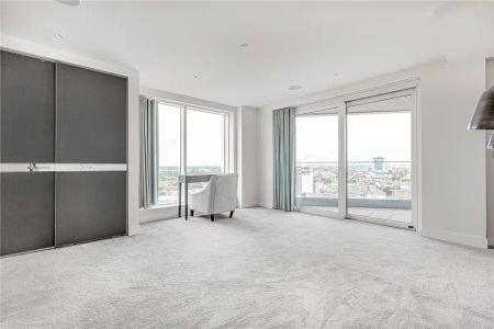 3 bedroom flat in 12 Park Street - Photo 2