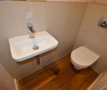 4 bedroom townhouse to rent - Photo 2