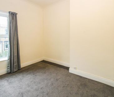 Fountain Street, Morley, Leeds - Photo 3