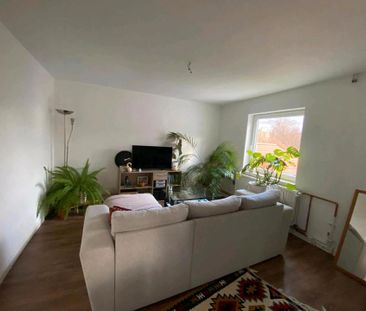 Biete 2 Zimmer Wohnung in Husum an - Photo 2