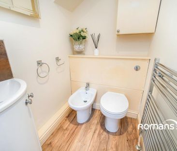 2 bedroom terraced house to rent - Photo 3