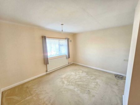 PETERBOROUGH - Photo 5