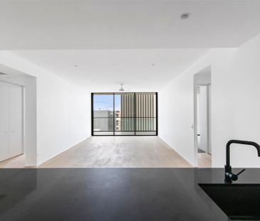 Deposit Taken - Spacious 3 Bedrooms in the Heart of Bondi - Photo 1
