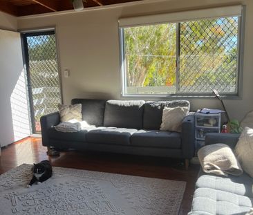 Woodridge - Photo 6