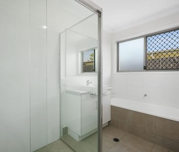 Modern Family Living in a Peaceful Yandina Cul-de-Sac - Photo 6