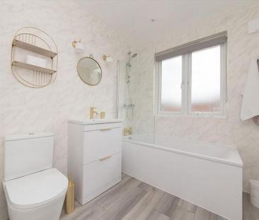 4 bedroom semi-detached house to rent - Photo 5