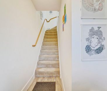 3 bedroom semi-detached house to rent - Photo 6