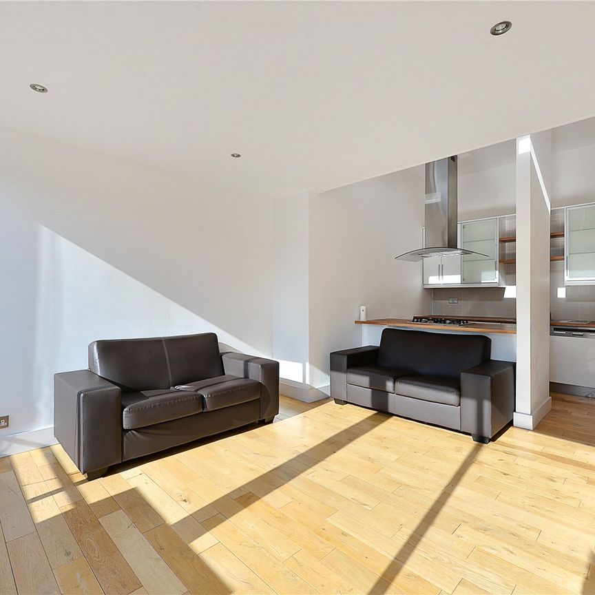 Saxon House, Shoreditch - Photo 1