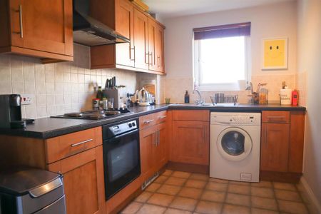 2 bedroom apartment to rent - Photo 4