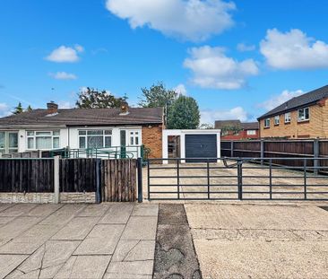 2 bedroom semi-detached bungalow to rent - Photo 1