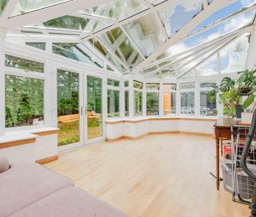 5 bedroom detached house to rent - Photo 2