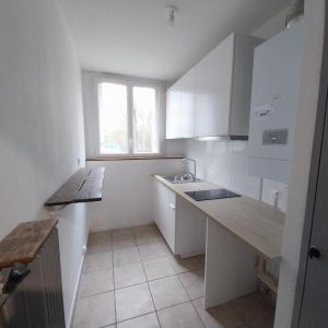 Location Appartement 1 pièce 28m² ST JEAN LE BLANC 45650 - Photo 2