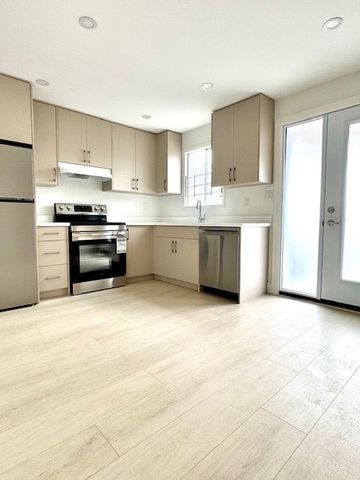 For Lease - 115 Torrens Avenue Unit# Main, Toronto, Ontario - Photo 2