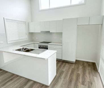 11a Fifth Ave, Toukley NSW 2263 - House For Rent | Domain - Photo 2