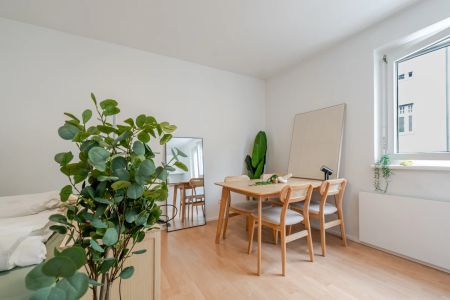 KURZZEITMIETE: Wohnen mitten in Graz – voll ausgestattete Wohnung beim Augarten - Foto 2