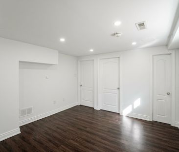 For Lease - 32 Mount pleasant Drive Unit# 2, Brampton, Ontario - Photo 2