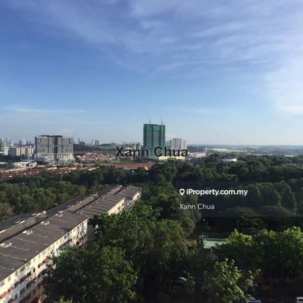 Galleria Equine Park, Seri Kembangan - Foto 1