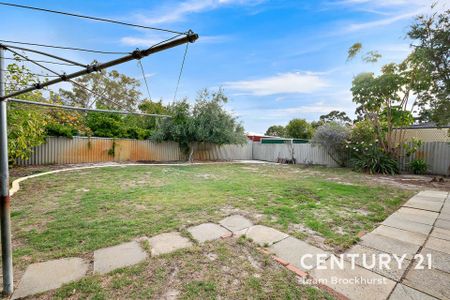 Charming Family Home in a Convenient Location - Photo 2