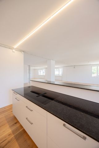 4.5 Zimmer, 206 m², 1. Stock - Foto 3