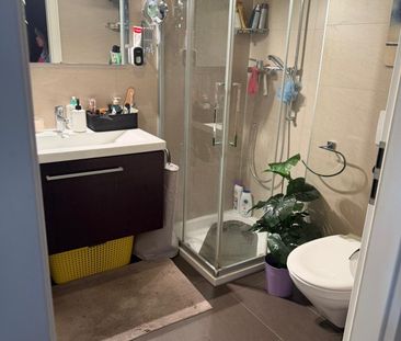 Grand appartement à louer avec place de parc intérieure - Photo 4