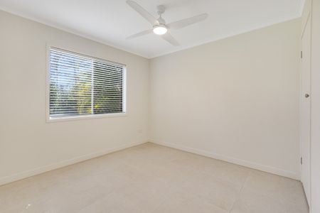 2/27 Coolangatta Rd, Coolangatta QLD 4225 - Apartment For Rent | Domain - Photo 3