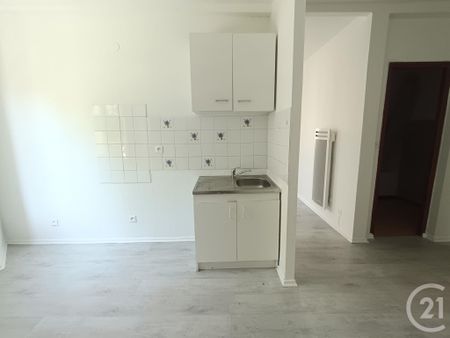 Location Appartement 2 pièces 45m² GRAULHET 81300 - Photo 4