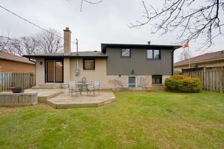 For Lease - 13 Dunwich Drive, St. Thomas, Ontario - Photo 2