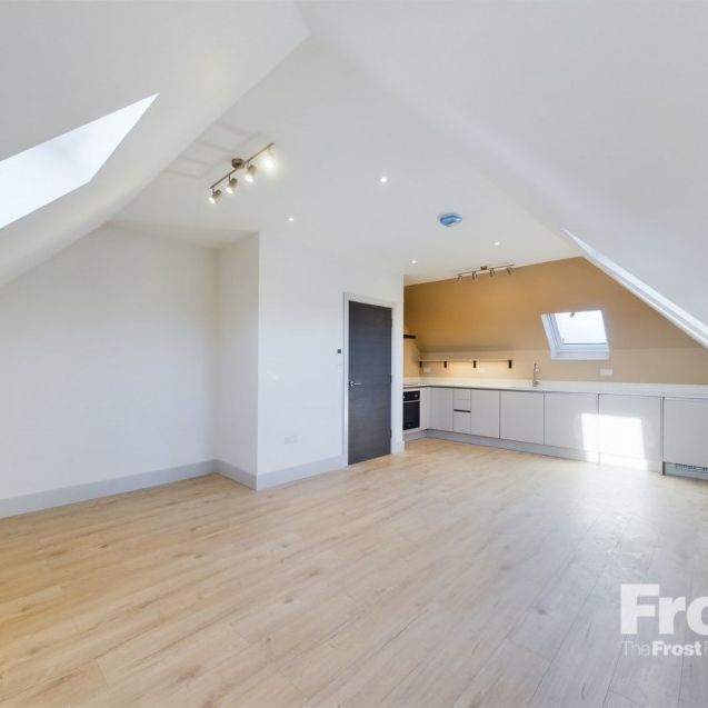 Chaucer Road, Ashford, Middlesex,TW15 - Photo 1