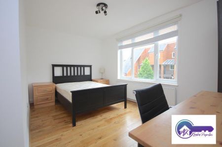 1 Bedroom Room in Flat Share To Rent - Photo 5
