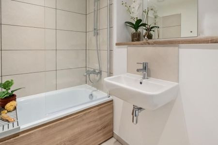 1 bedroom apartment to rent - Photo 2