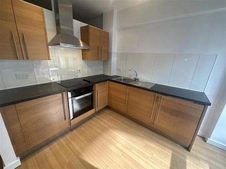 Studio to rent - Photo 5