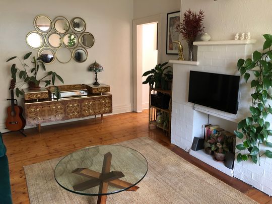 St Kilda East - Photo 1