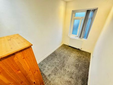 5 bedroom terraced house to rent - Photo 5