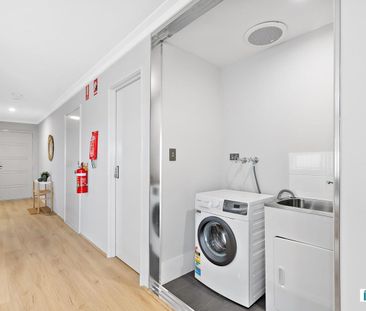 Contemporary, Private Ensuite Room in Golden Bay, WA - $350 per wee... - Photo 2